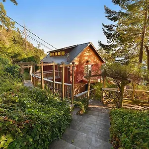 salishan-chief-suite.hotels-victoria.net/